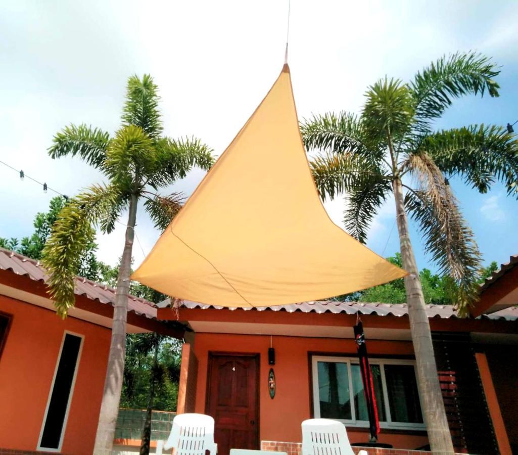 The Windsor Boutique Resort Chumphon Esterno foto